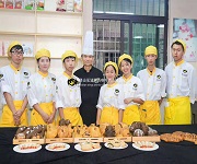 萬圣節面包制作